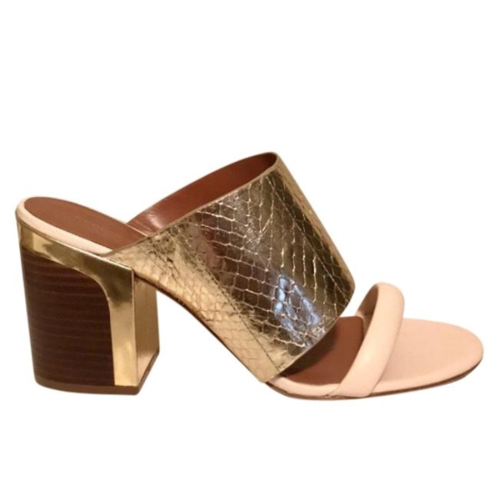 Rebecca Minkoff Crocodile Sandal 9 NWOT